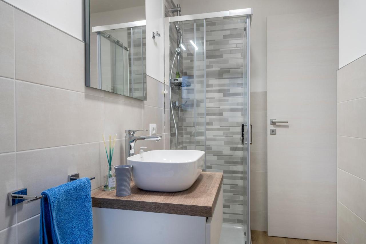 Alpi Giulie Chey Apartment Camporosso  Екстериор снимка